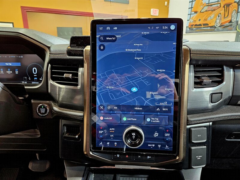 2023 Ford F-150 Lightning Lariat - Photo 34 - Hillsboro, OR 97124