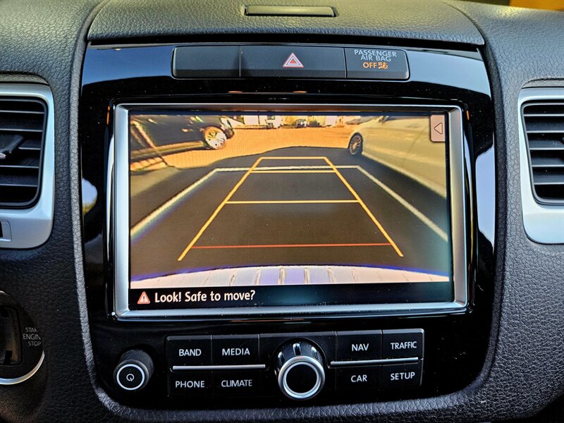 2014 Volkswagen Touareg V6 FSI TDI Hybrid photo 25