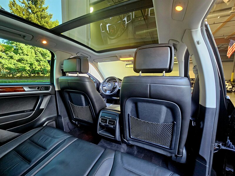 2014 Volkswagen Touareg V6 FSI TDI Hybrid photo 33