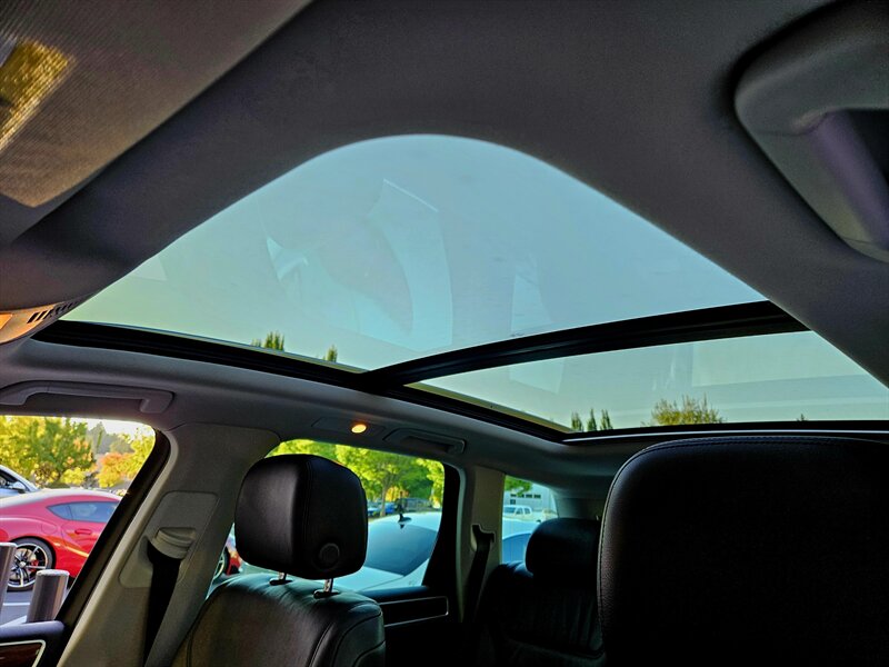 2014 Volkswagen Touareg V6 FSI TDI Hybrid photo 29
