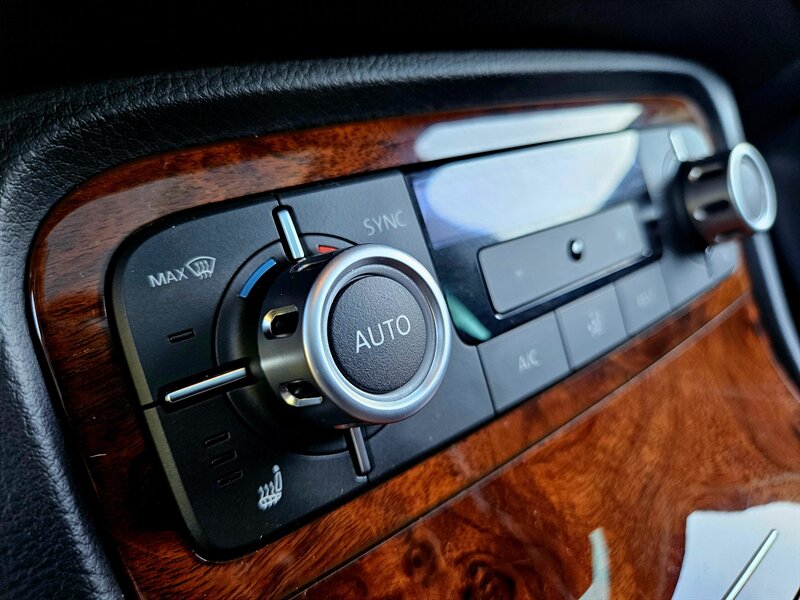 2014 Volkswagen Touareg V6 FSI TDI Hybrid photo 27
