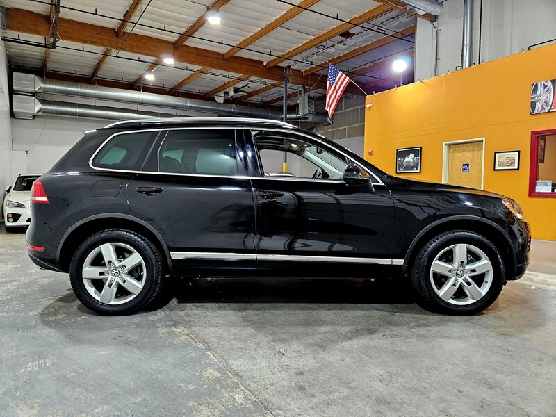 2014 Volkswagen Touareg V6 FSI TDI Hybrid photo 4