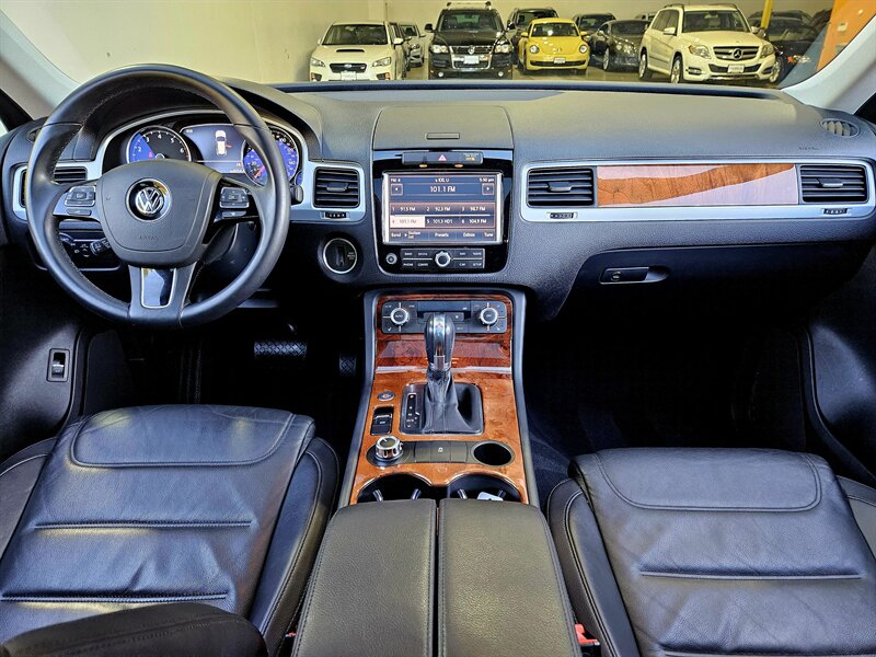 2014 Volkswagen Touareg V6 FSI TDI Hybrid photo 15