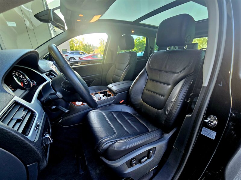 2014 Volkswagen Touareg V6 FSI TDI Hybrid photo 30