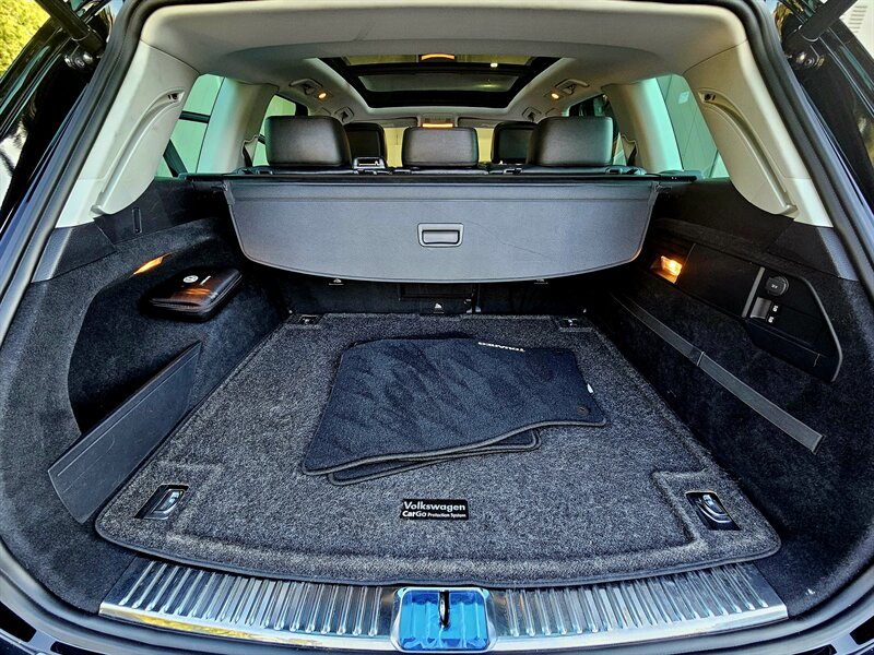 2014 Volkswagen Touareg V6 FSI TDI Hybrid photo 34