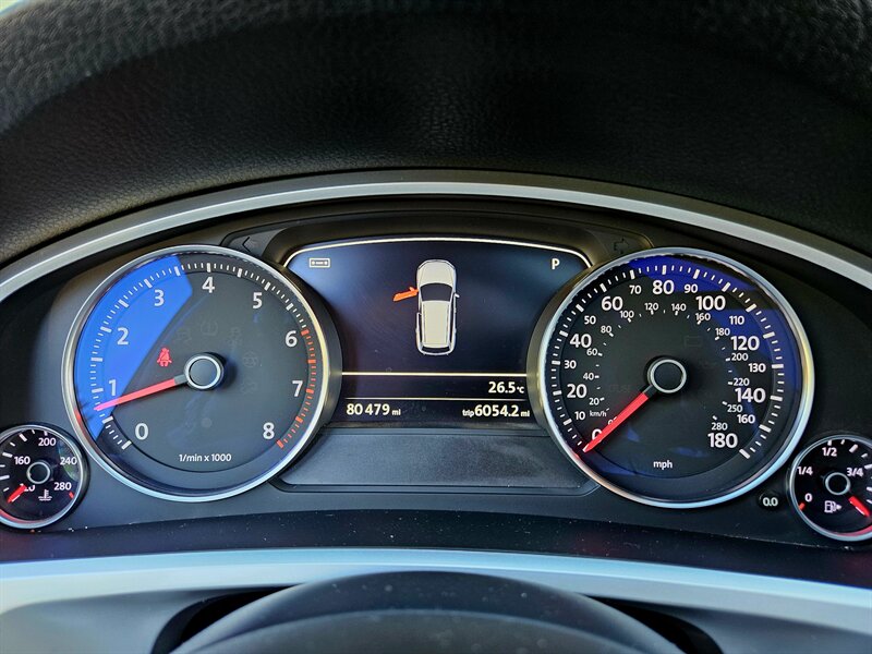 2014 Volkswagen Touareg V6 FSI TDI Hybrid photo 22