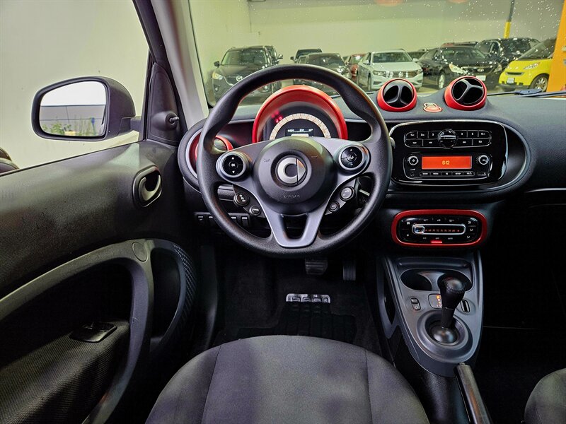 2017 Smart fortwo pure - Photo 15 - Hillsboro, OR 97124