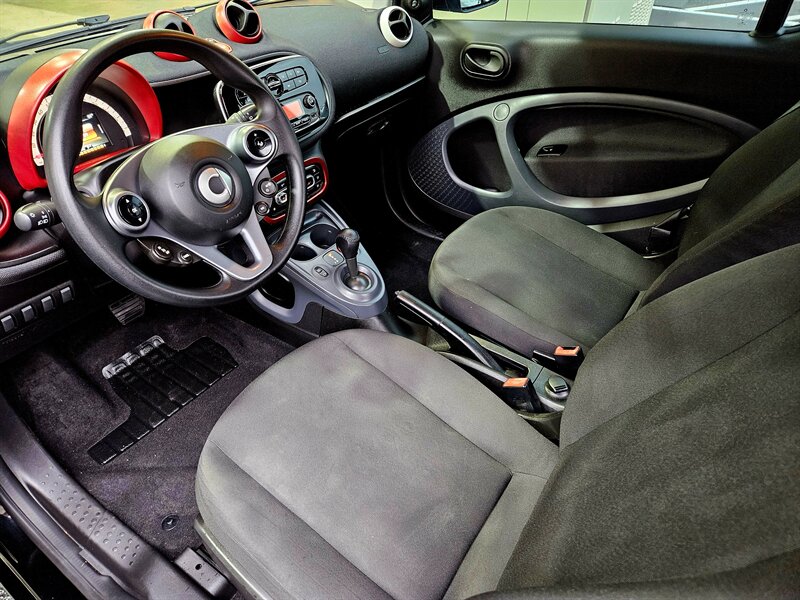 2017 Smart fortwo pure - Photo 17 - Hillsboro, OR 97124