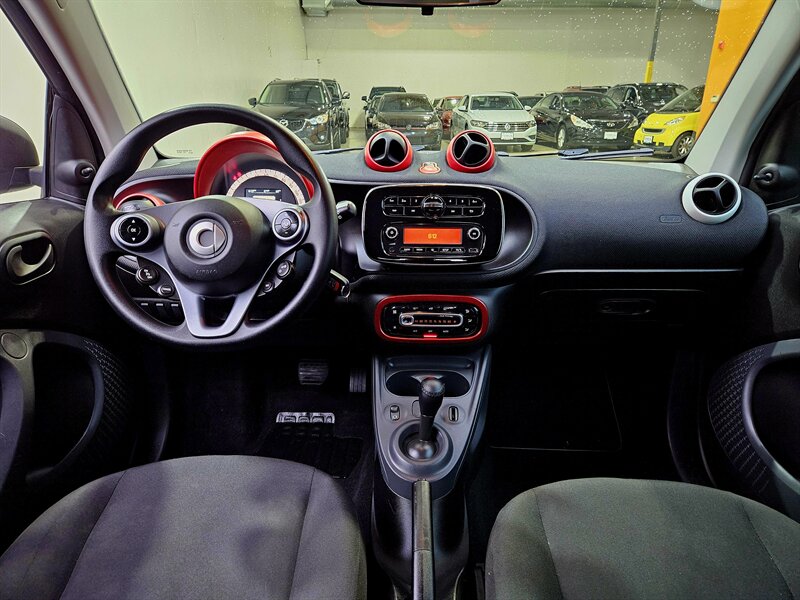 2017 Smart fortwo pure - Photo 14 - Hillsboro, OR 97124