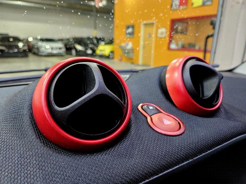 2017 Smart fortwo pure - Photo 23 - Hillsboro, OR 97124
