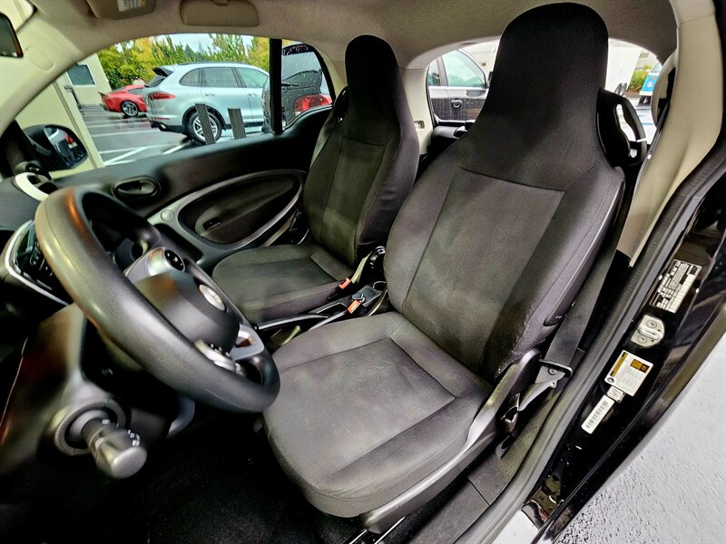 2017 Smart fortwo pure - Photo 26 - Hillsboro, OR 97124