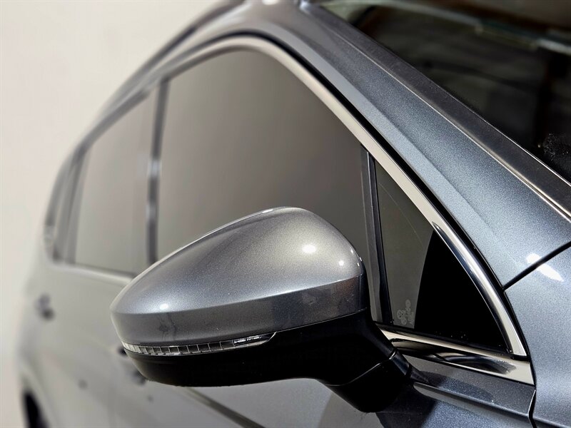 2018 Volkswagen Tiguan 2.0T SE 4Motion - Photo 13 - Hillsboro, OR 97124