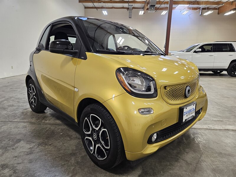 2017 Smart fortwo prime - Photo 10 - Hillsboro, OR 97124