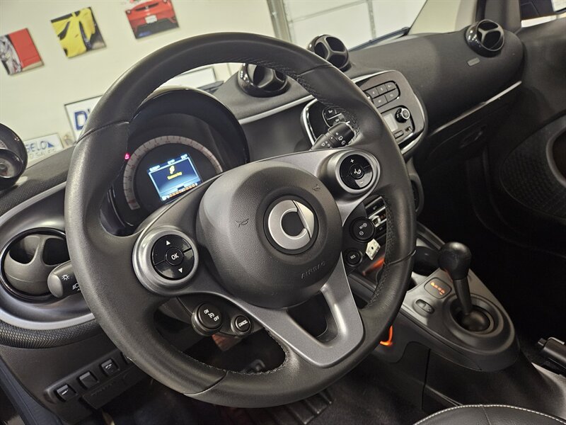2017 Smart fortwo prime - Photo 23 - Hillsboro, OR 97124