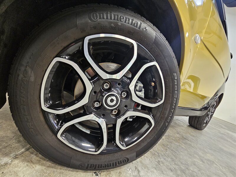 2017 Smart fortwo prime - Photo 16 - Hillsboro, OR 97124