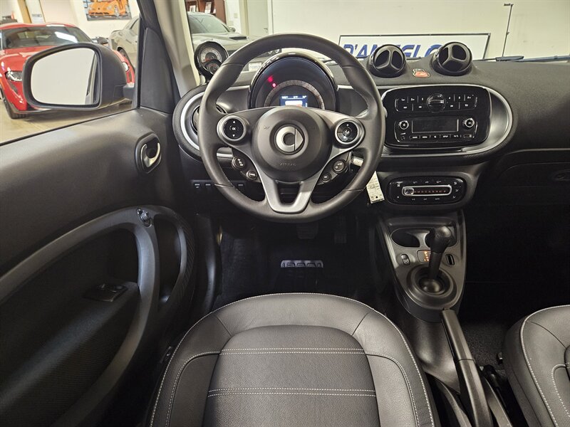 2017 Smart fortwo prime - Photo 20 - Hillsboro, OR 97124