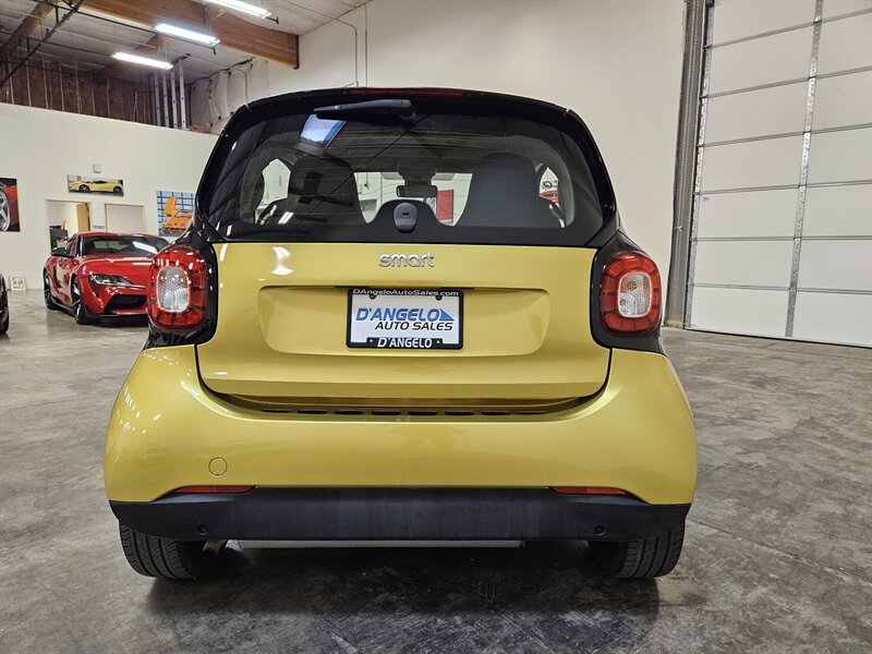 2017 Smart fortwo prime - Photo 7 - Hillsboro, OR 97124