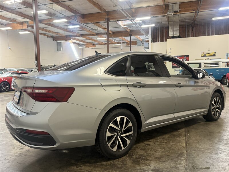 2023 Volkswagen Jetta S - Photo 7 - Hillsboro, OR 97124