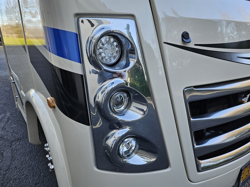 2021 Ford E-350 SD - Photo 13 - Hillsboro, OR 97124