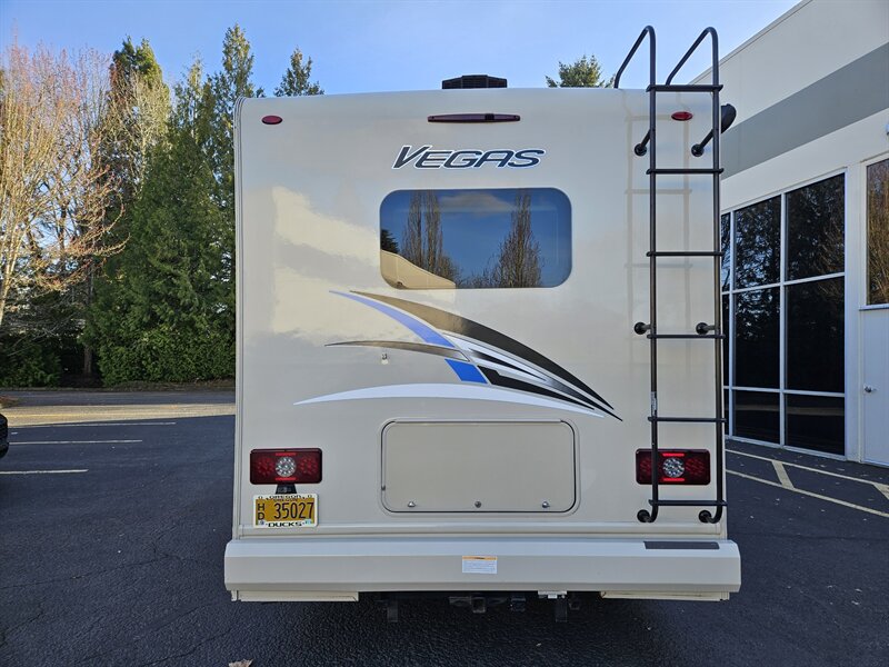 2021 Ford E-350 SD - Photo 9 - Hillsboro, OR 97124