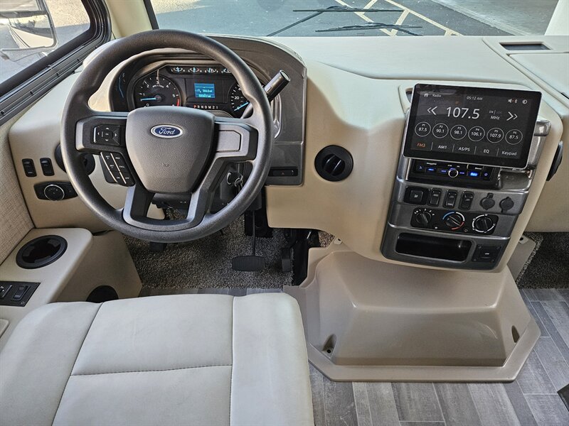 2021 Ford E-350 SD - Photo 27 - Hillsboro, OR 97124