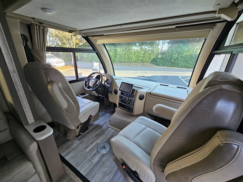 2021 Ford E-350 SD - Photo 26 - Hillsboro, OR 97124