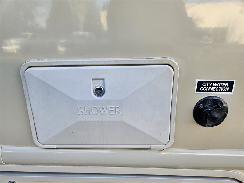 2021 Ford E-350 SD - Photo 22 - Hillsboro, OR 97124