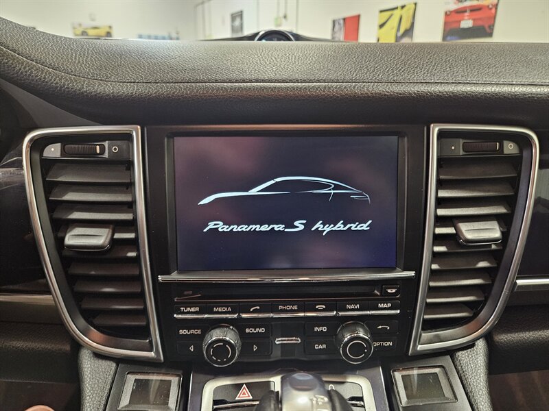 2013 Porsche Panamera S Hybrid   - Photo 37 - Hillsboro, OR 97124