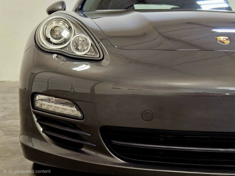 2013 Porsche Panamera S Hybrid   - Photo 22 - Hillsboro, OR 97124