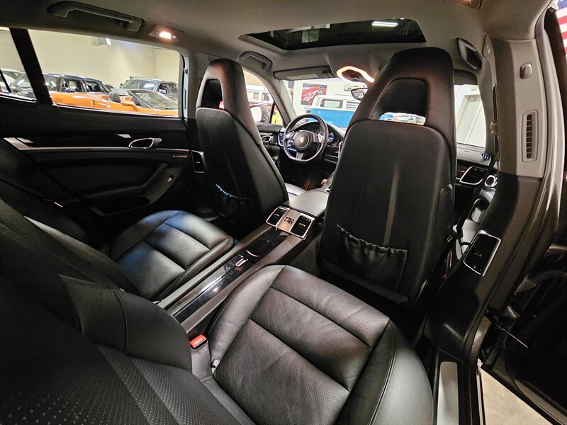 2013 Porsche Panamera S Hybrid   - Photo 54 - Hillsboro, OR 97124
