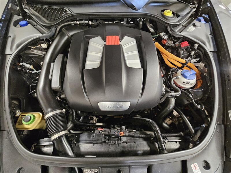 2013 Porsche Panamera S Hybrid   - Photo 55 - Hillsboro, OR 97124