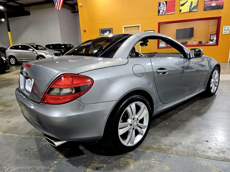 2010 Mercedes-Benz SLK SLK 300   - Photo 41 - Hillsboro, OR 97124