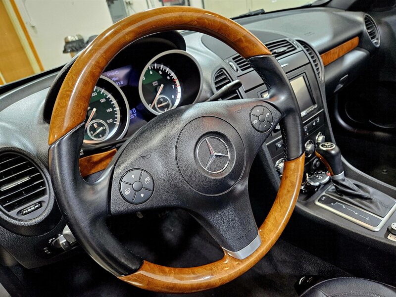 2010 Mercedes-Benz SLK SLK 300   - Photo 26 - Hillsboro, OR 97124