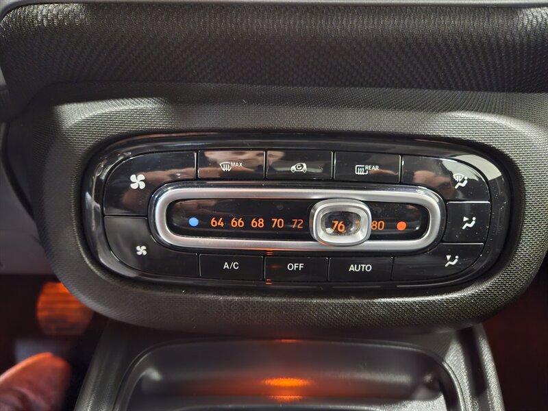 2016 Smart fortwo prime   - Photo 24 - Hillsboro, OR 97124