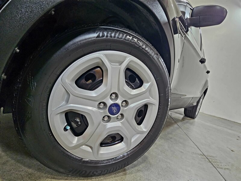 2017 Ford Escape S   - Photo 11 - Hillsboro, OR 97124