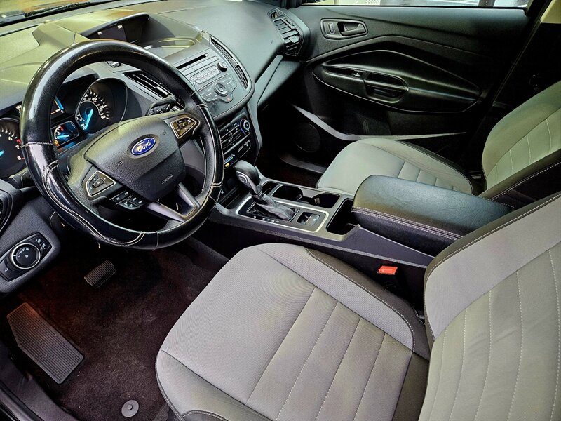 2017 Ford Escape S   - Photo 18 - Hillsboro, OR 97124