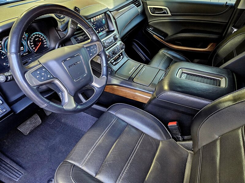 2020 GMC Yukon Denali   - Photo 18 - Hillsboro, OR 97124