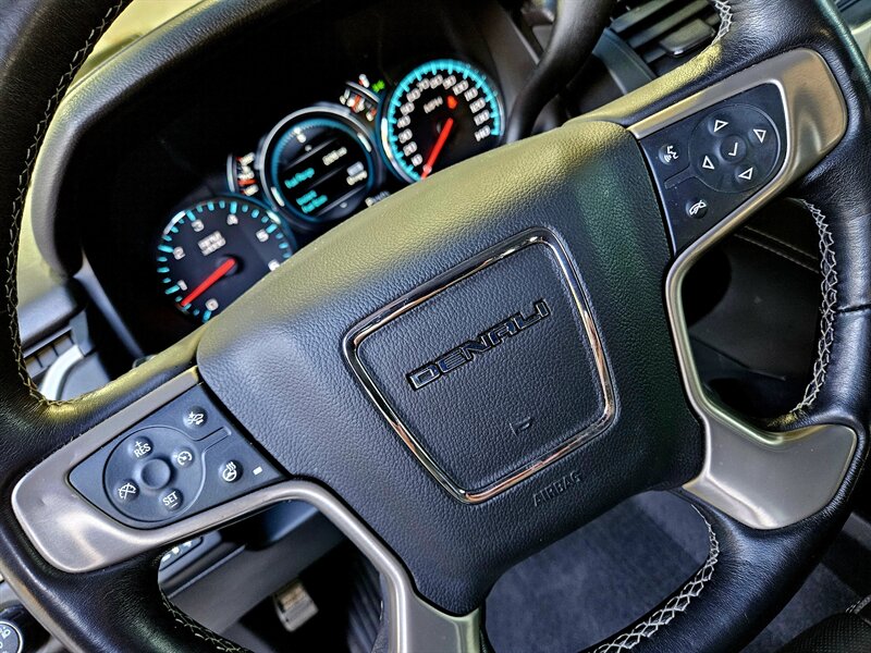2020 GMC Yukon Denali   - Photo 21 - Hillsboro, OR 97124