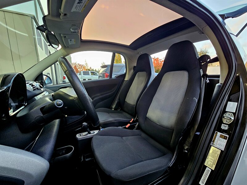 2015 Smart fortwo pure   - Photo 23 - Hillsboro, OR 97124