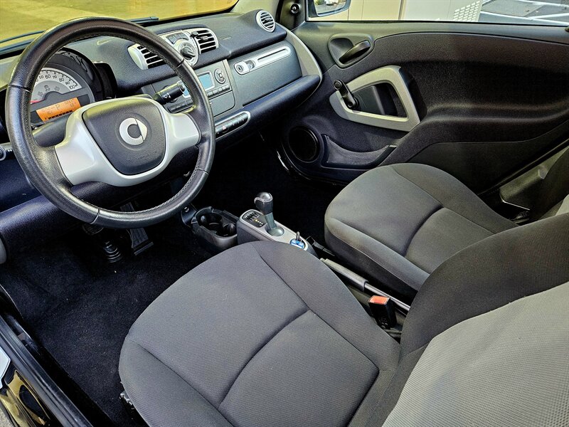 2015 Smart fortwo pure   - Photo 17 - Hillsboro, OR 97124