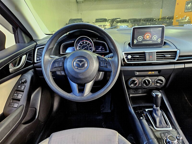 2015 Mazda Mazda3 i Sport - Photo 15 - Hillsboro, OR 97124