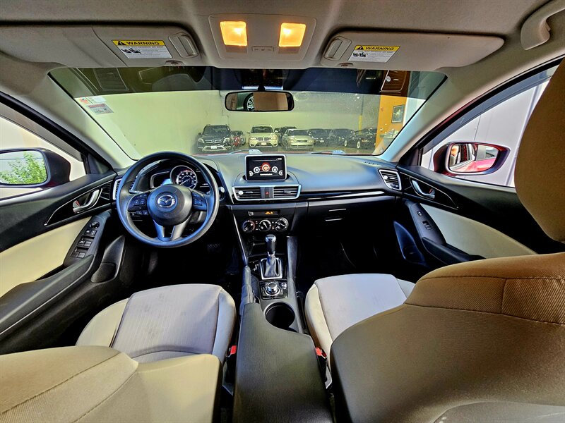 2015 Mazda Mazda3 i Sport - Photo 16 - Hillsboro, OR 97124
