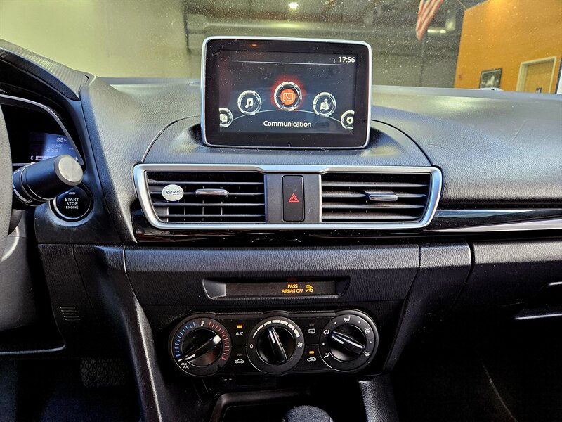 2015 Mazda Mazda3 i Sport - Photo 22 - Hillsboro, OR 97124