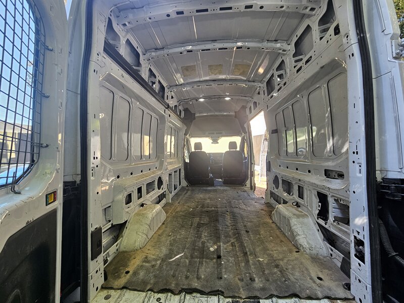 2020 Ford Transit 250   - Photo 19 - Hillsboro, OR 97124