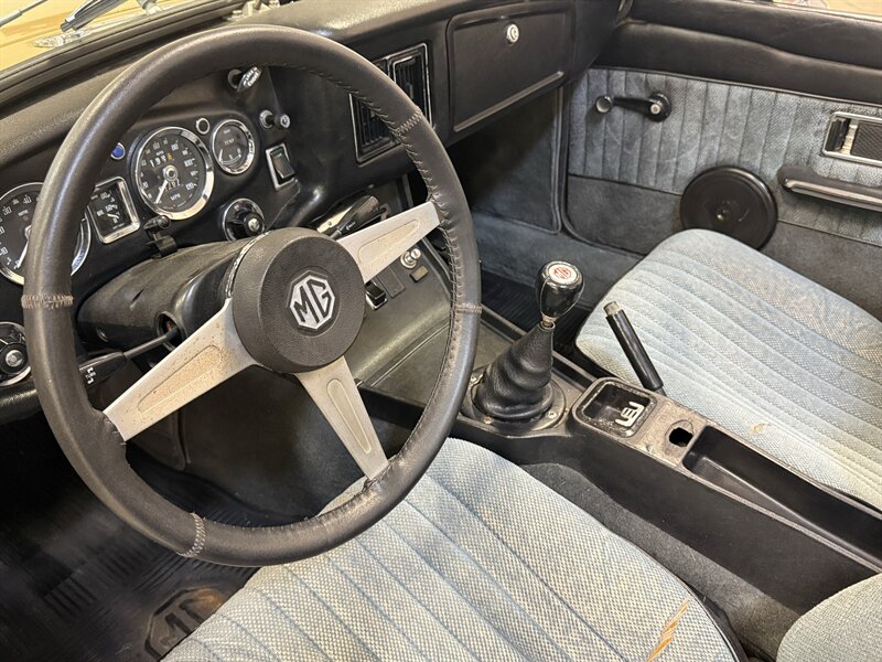 1976 MG MGB Convertible - Photo 21 - Hillsboro, OR 97124
