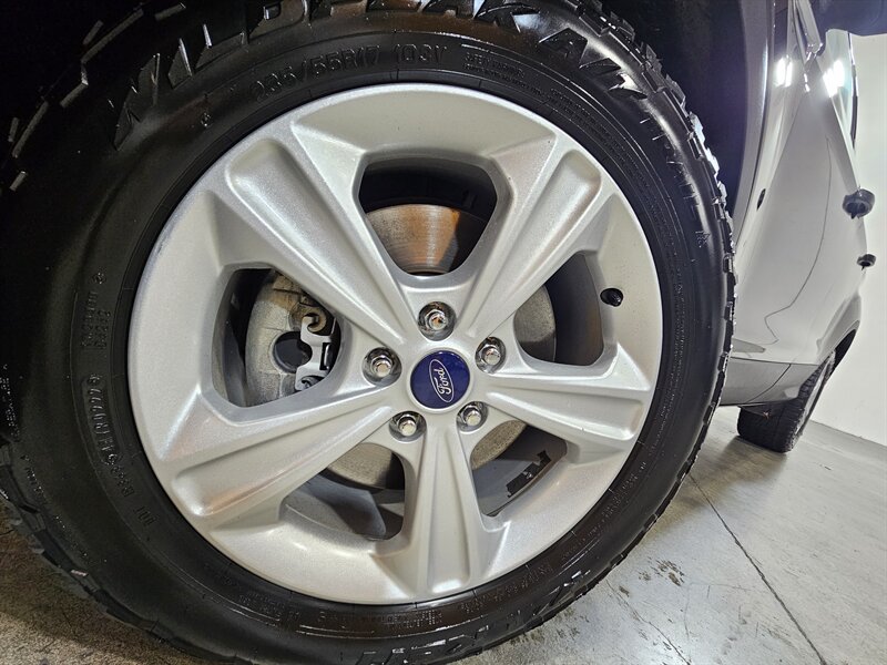 2016 Ford Escape SE   - Photo 11 - Hillsboro, OR 97124