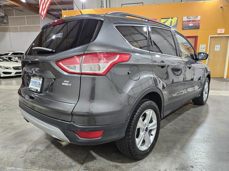 2016 Ford Escape SE   - Photo 5 - Hillsboro, OR 97124