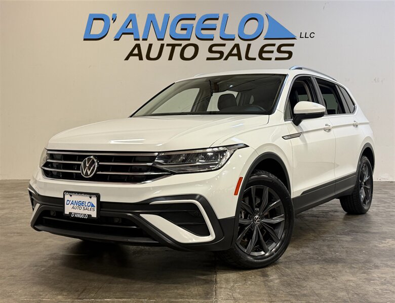2022 Volkswagen Tiguan SE  