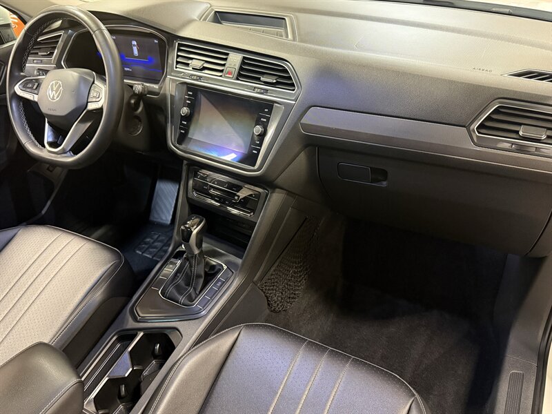 2022 Volkswagen Tiguan SE  