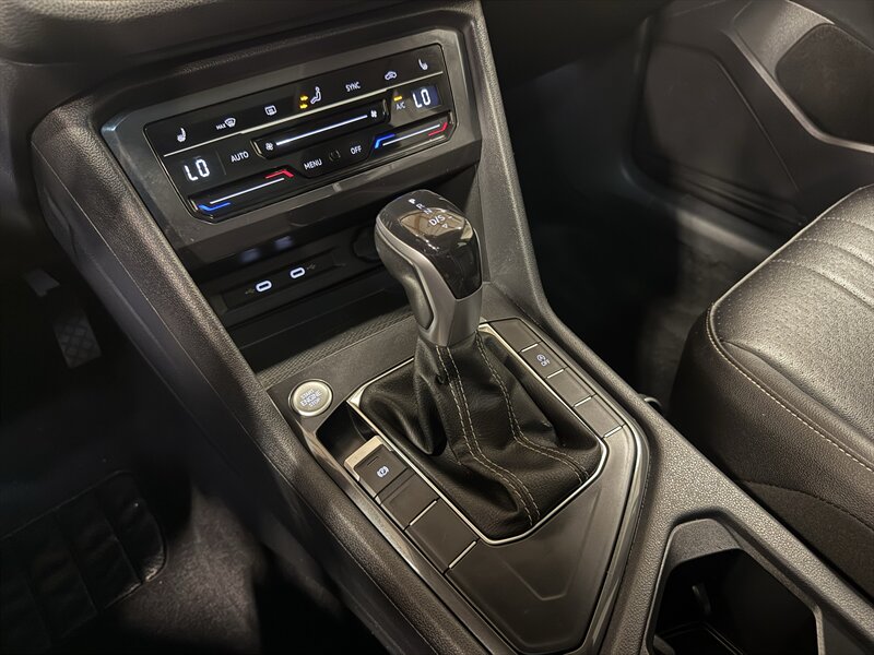 2022 Volkswagen Tiguan SE   - Photo 26 - Hillsboro, OR 97124
